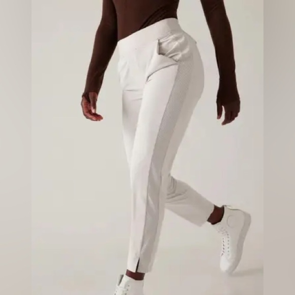 ATHLETA Tan Brooklyn Workout Pants size 14